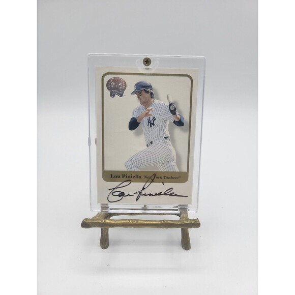 2001 Fleer Greats of the Game -Lou Pinella- Autographs- New York Yankees - Picture 1 of 3